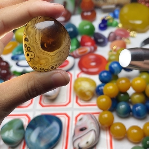 玛瑙/玉髓颈饰未镶嵌