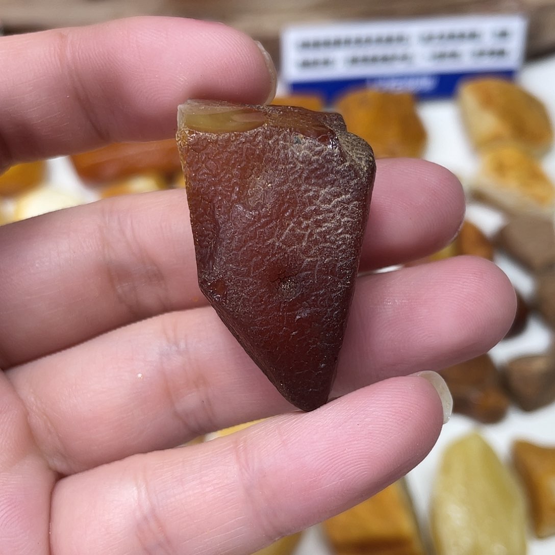 定制琥珀未镶嵌原矿琥珀