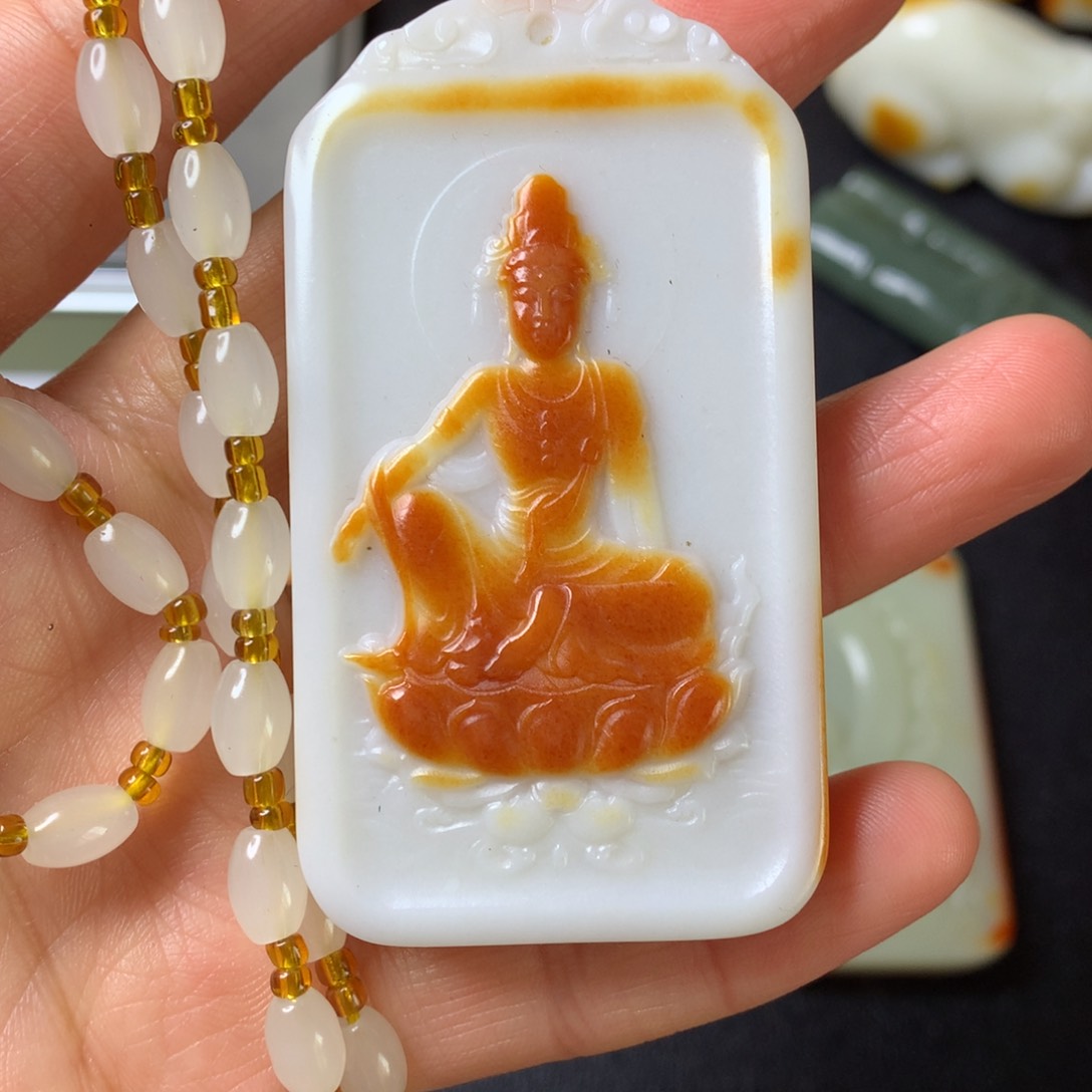 和田玉颈饰未镶嵌