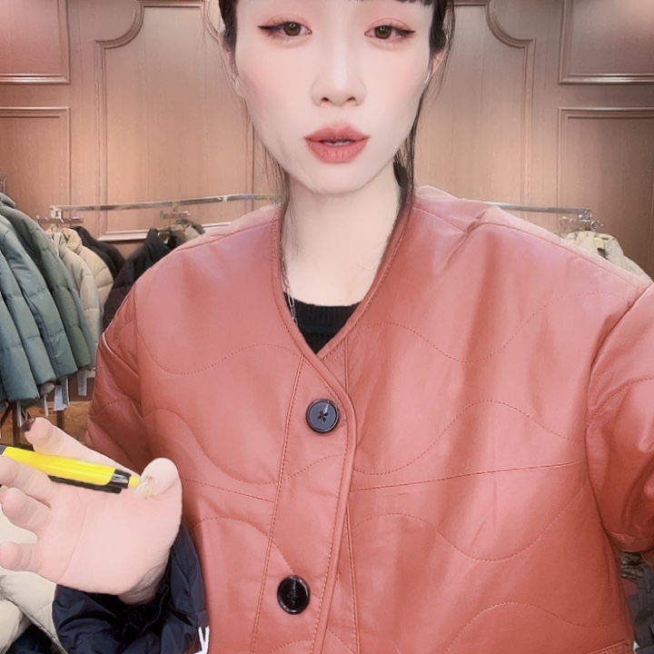 125……135斤皮羽绒服