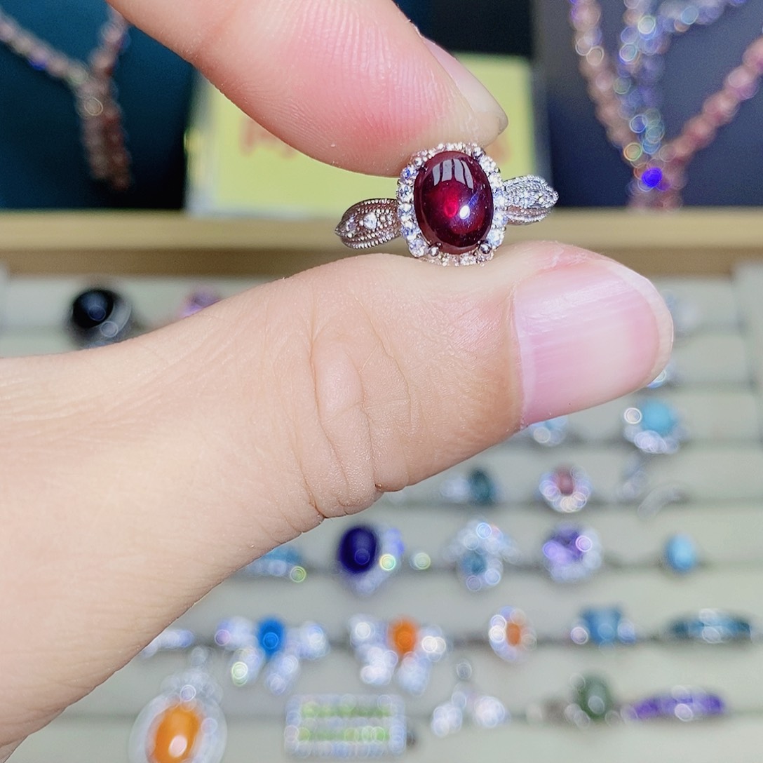 石榴石（紫牙乌）戒指未镶嵌