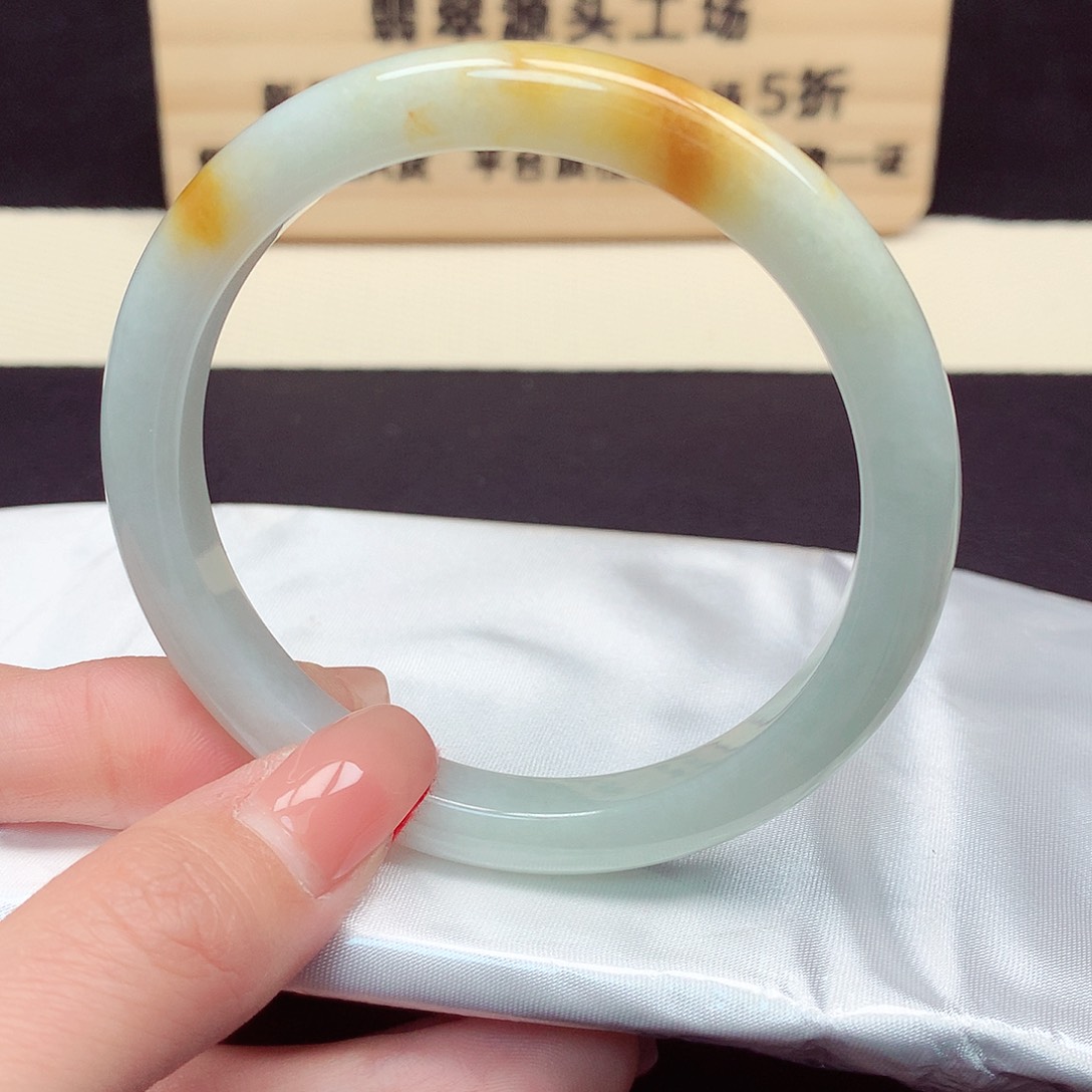 翡翠手镯未镶嵌331号