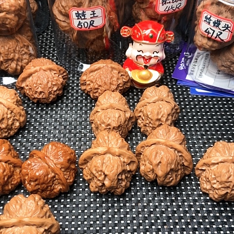 文玩核桃吊坠多***粉蛤蟆头核桃精品头货40