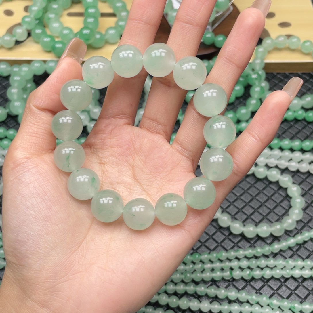 石英质玉手串未镶嵌