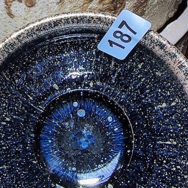 茶盏在一起就是要幸福快乐哦