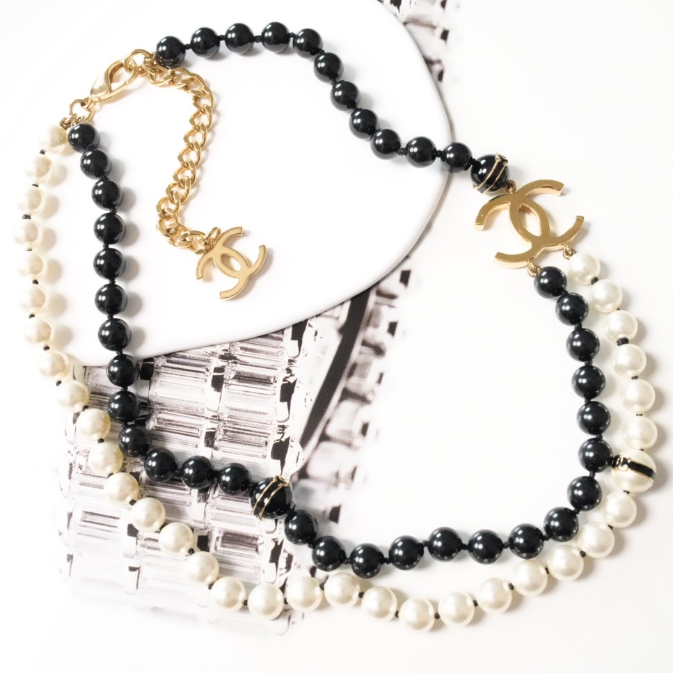 Chanel 黑白珠双层项链
