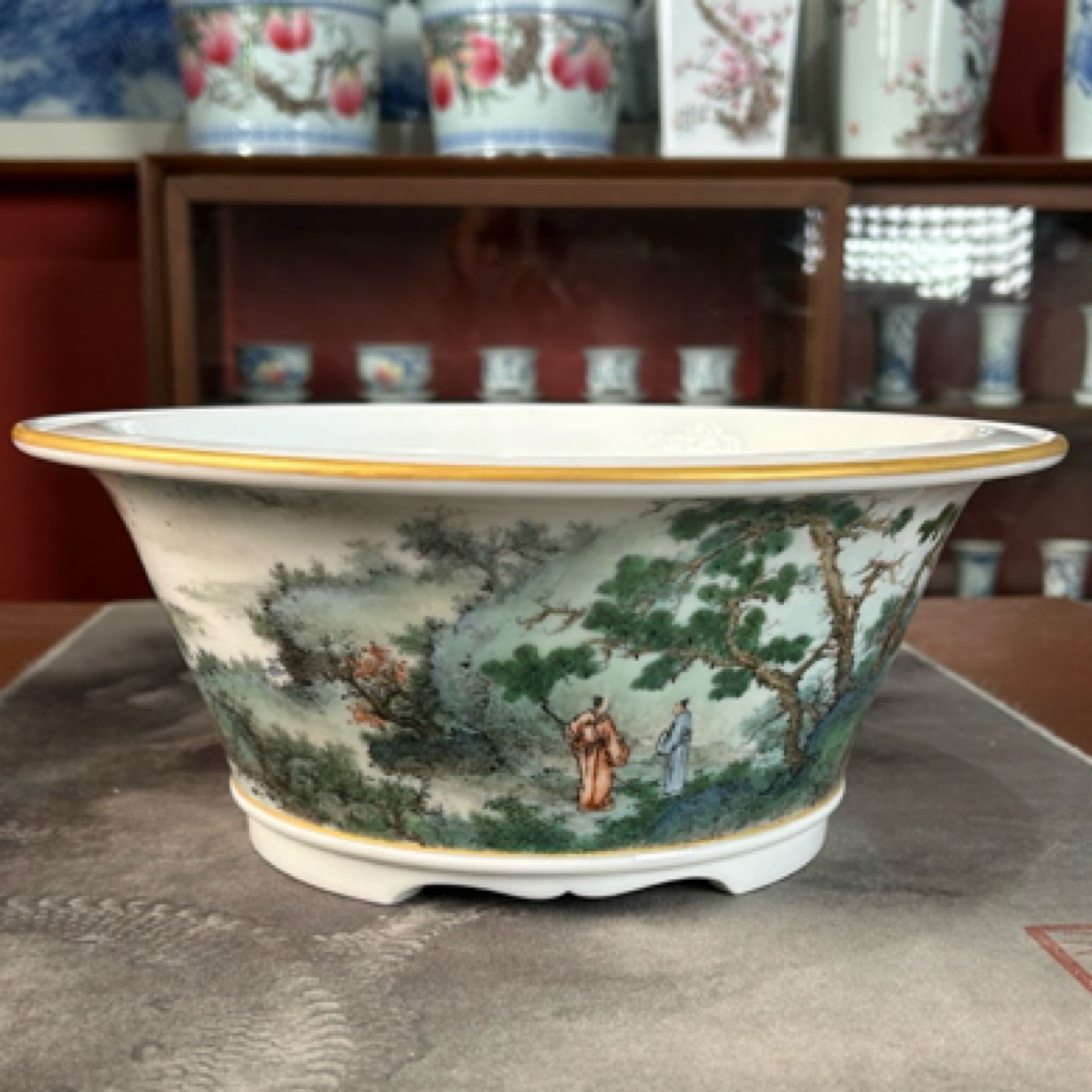 釉上青绿山水手绘花盆