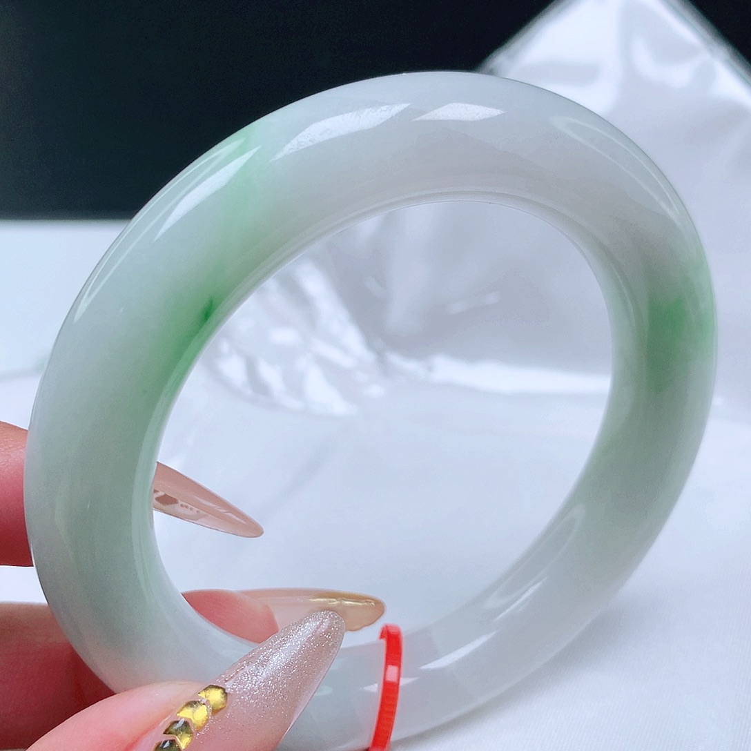 未镶嵌手镯翡翠一**牙6888