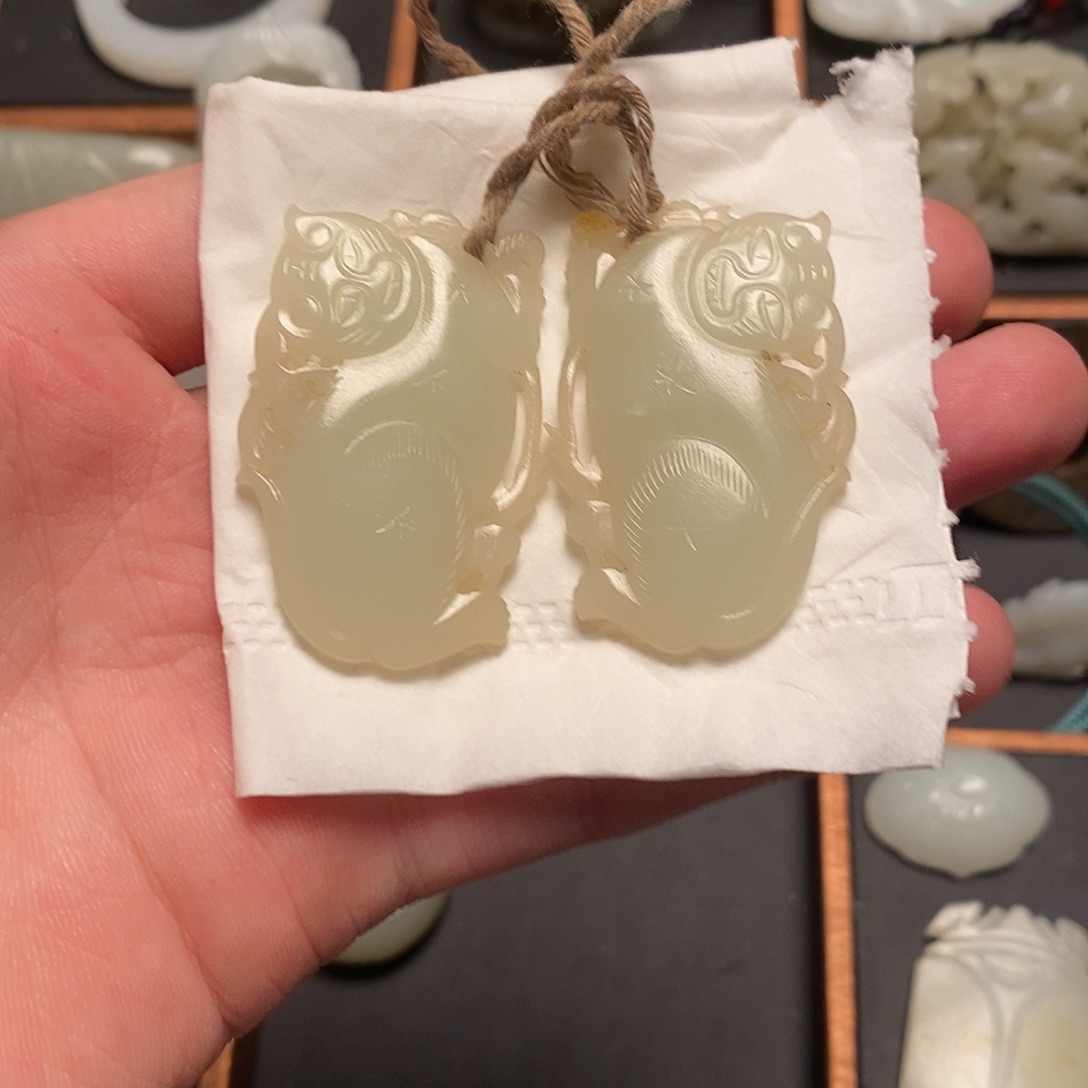 璟***翎和田玉未镶嵌挂件