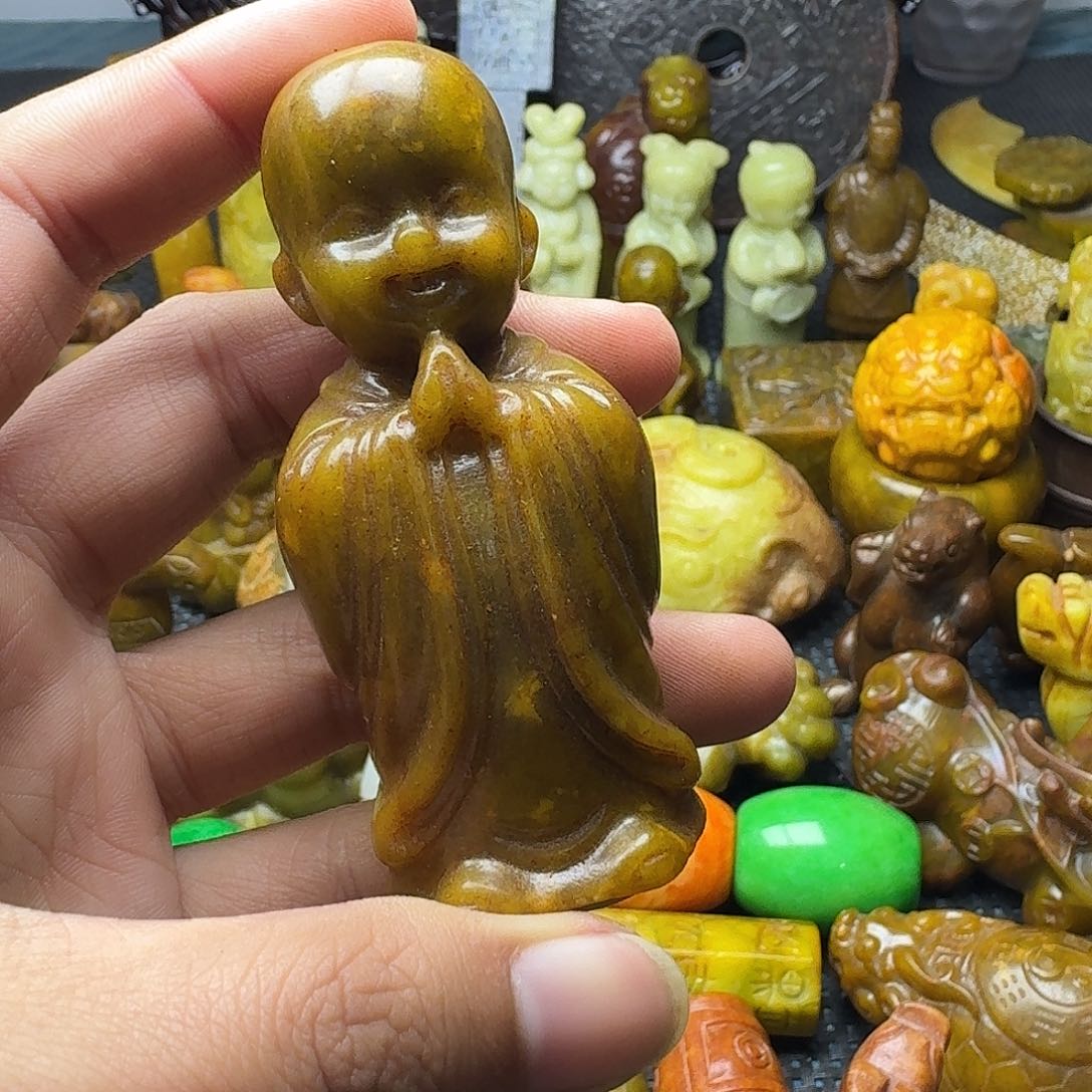 白玉菩提吊坠。。。