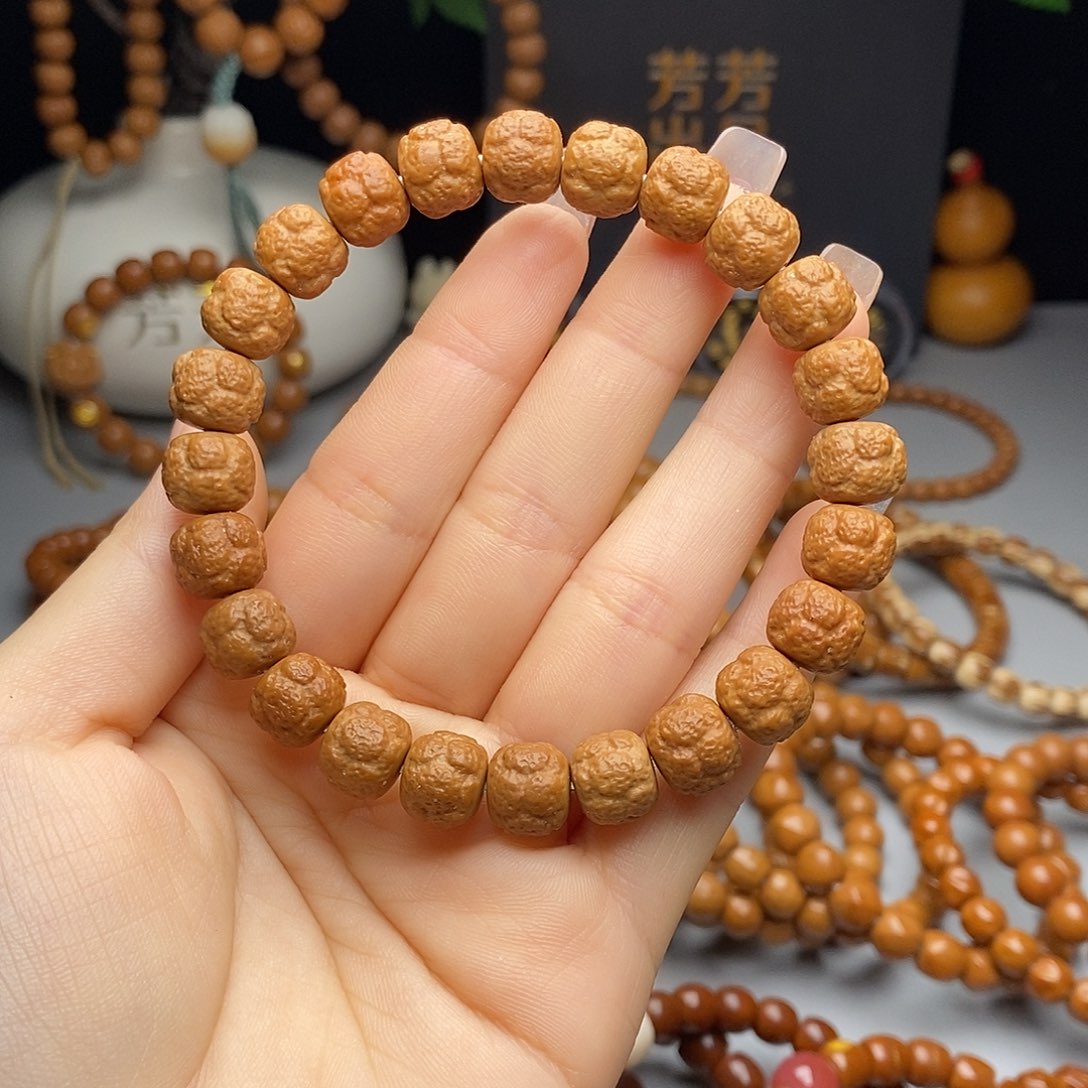 吊坠文玩核桃饕鬄