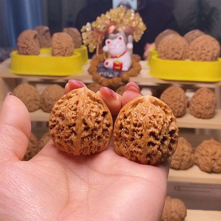 38尺寸的三角疆核桃