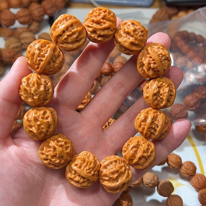 文玩核桃手串23龙脊背