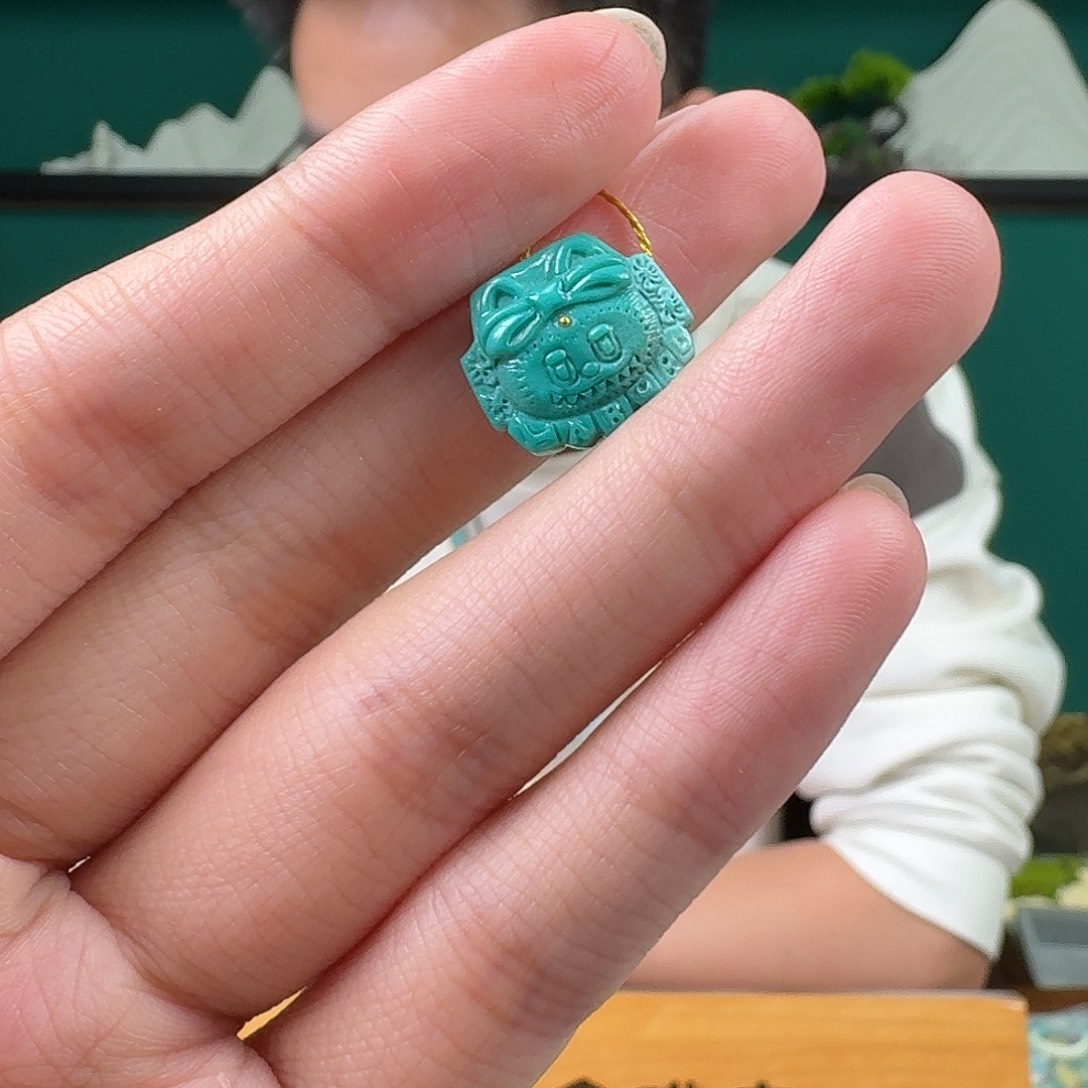 绿松石未镶嵌珠宝奇石