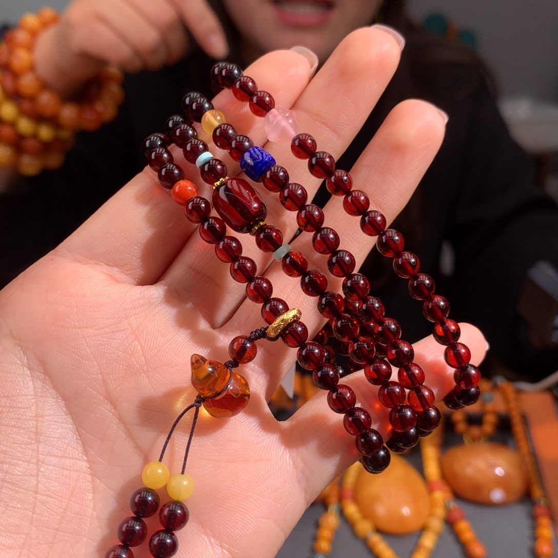 血珀手串未镶嵌多样性发