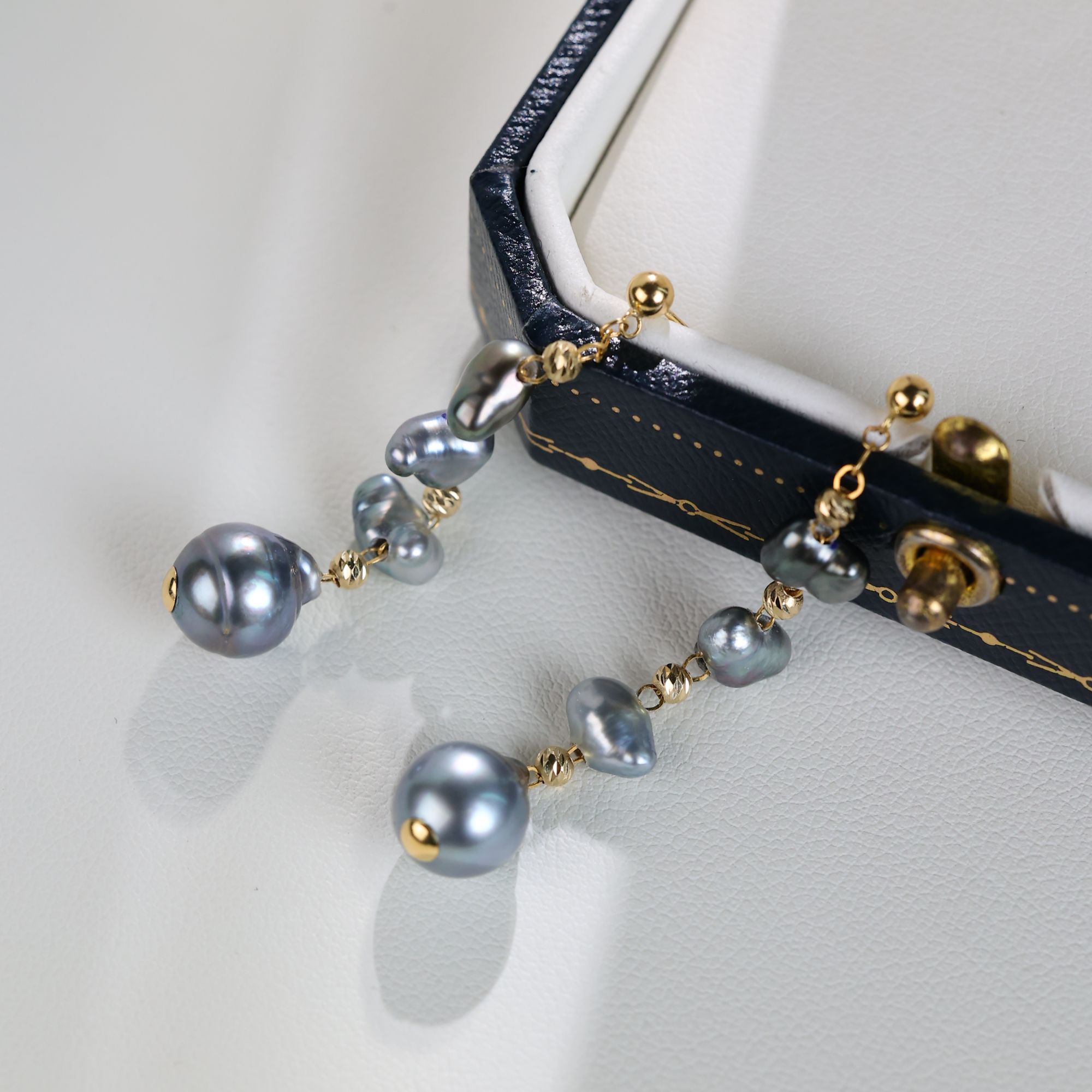 大溪地野生无核keshi耳线3-9mm18K金镶嵌百搭黑珍珠*多样性发一对