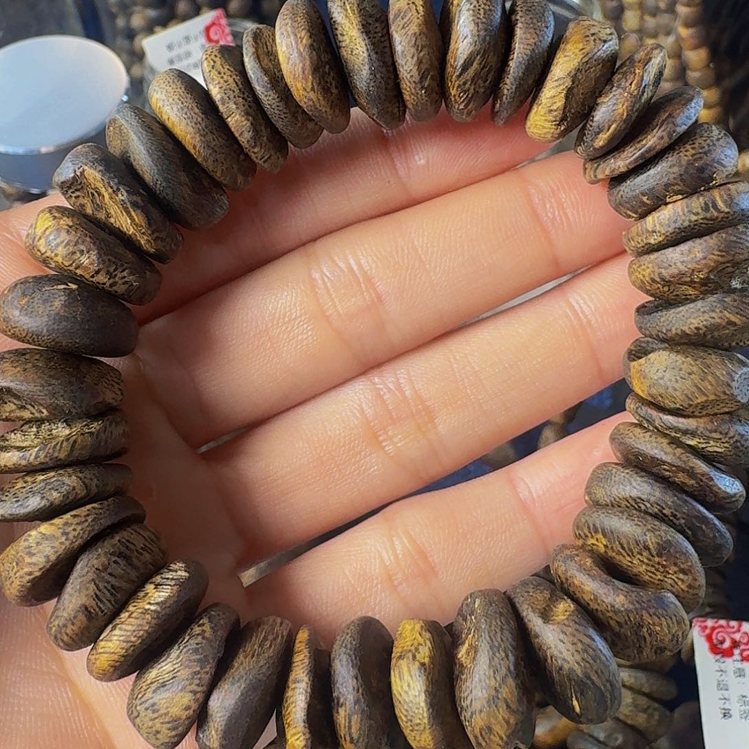 沉香手串牛肉干25.6克