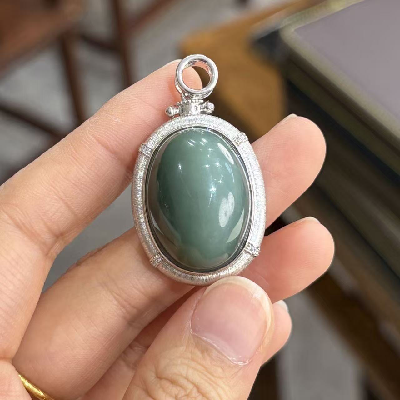 【铭舍】天然和田S925银镶嵌鸭蛋青蛋面吊坠M-10.28