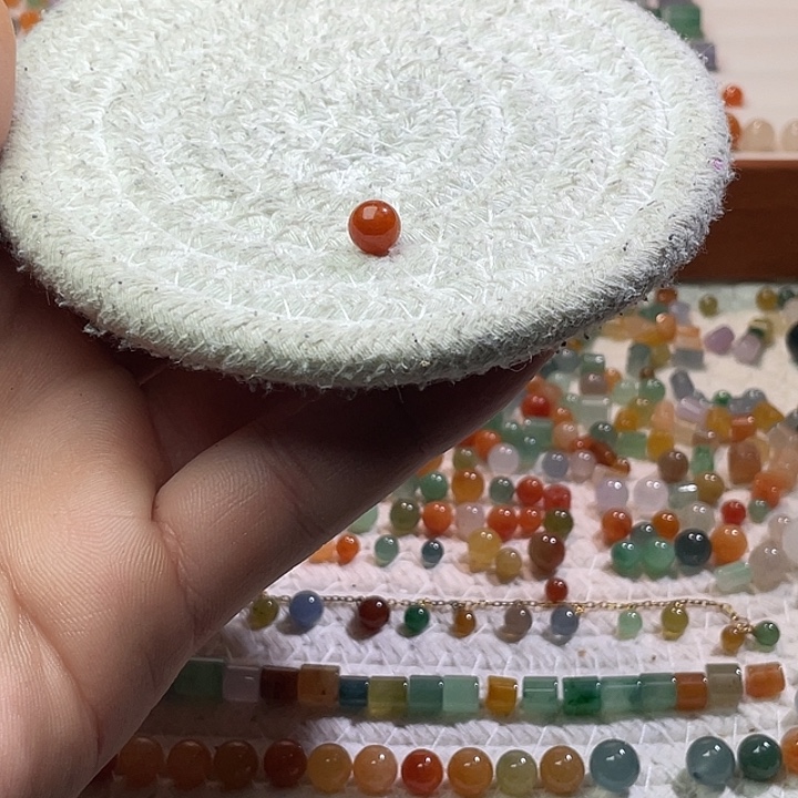 翡翠散珠未镶嵌定制翡翠卡7.2