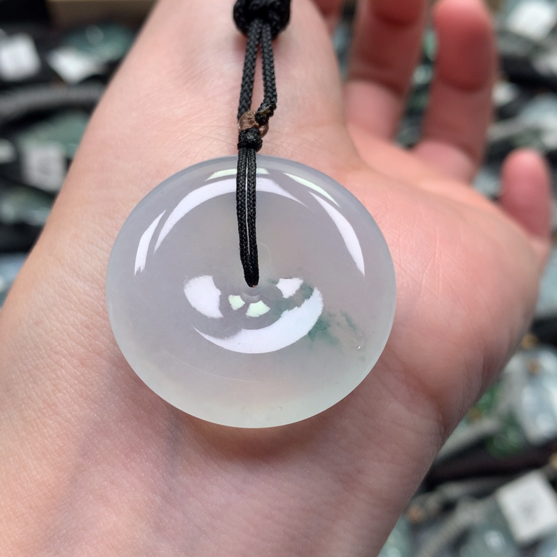 翡翠颈饰未镶嵌00000000000