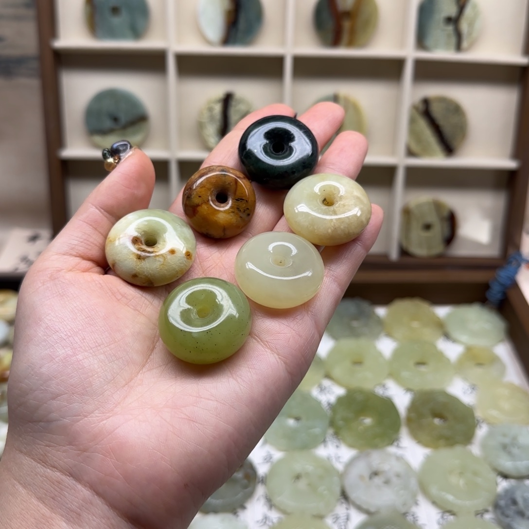 岫玉平安扣，拍一发六未镶嵌