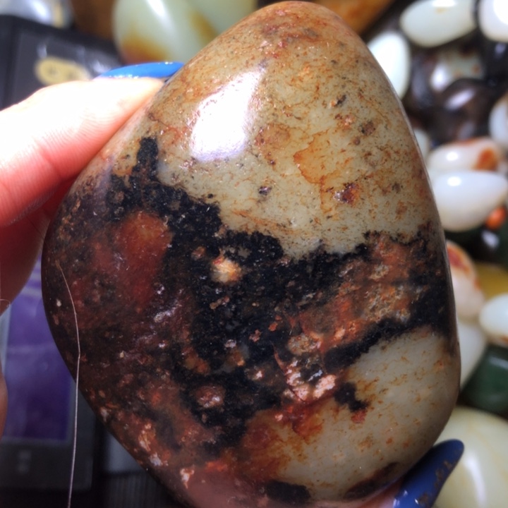 和田玉（翠青玉）未镶嵌珠宝奇石