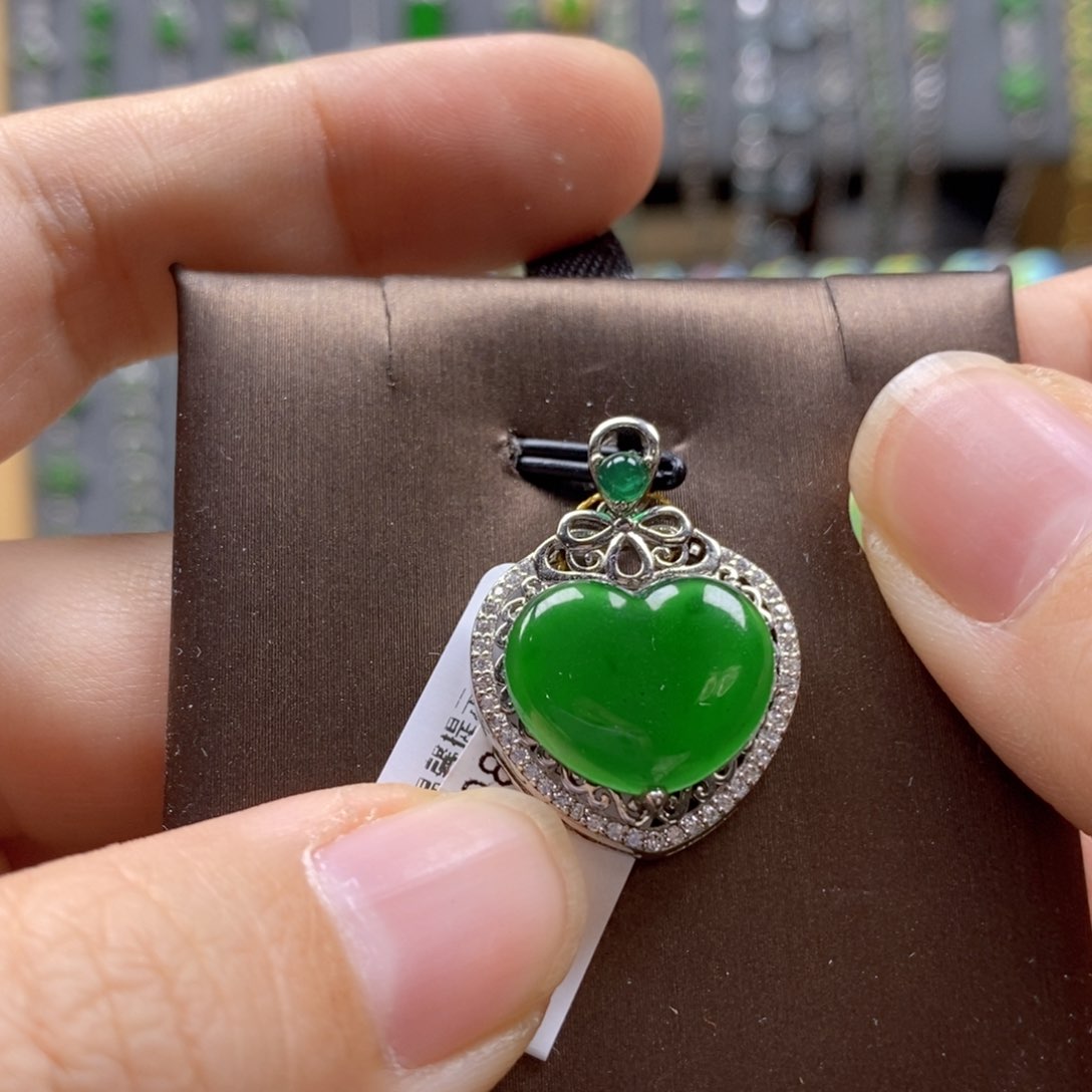 颈饰银S925镶嵌翡翠140号