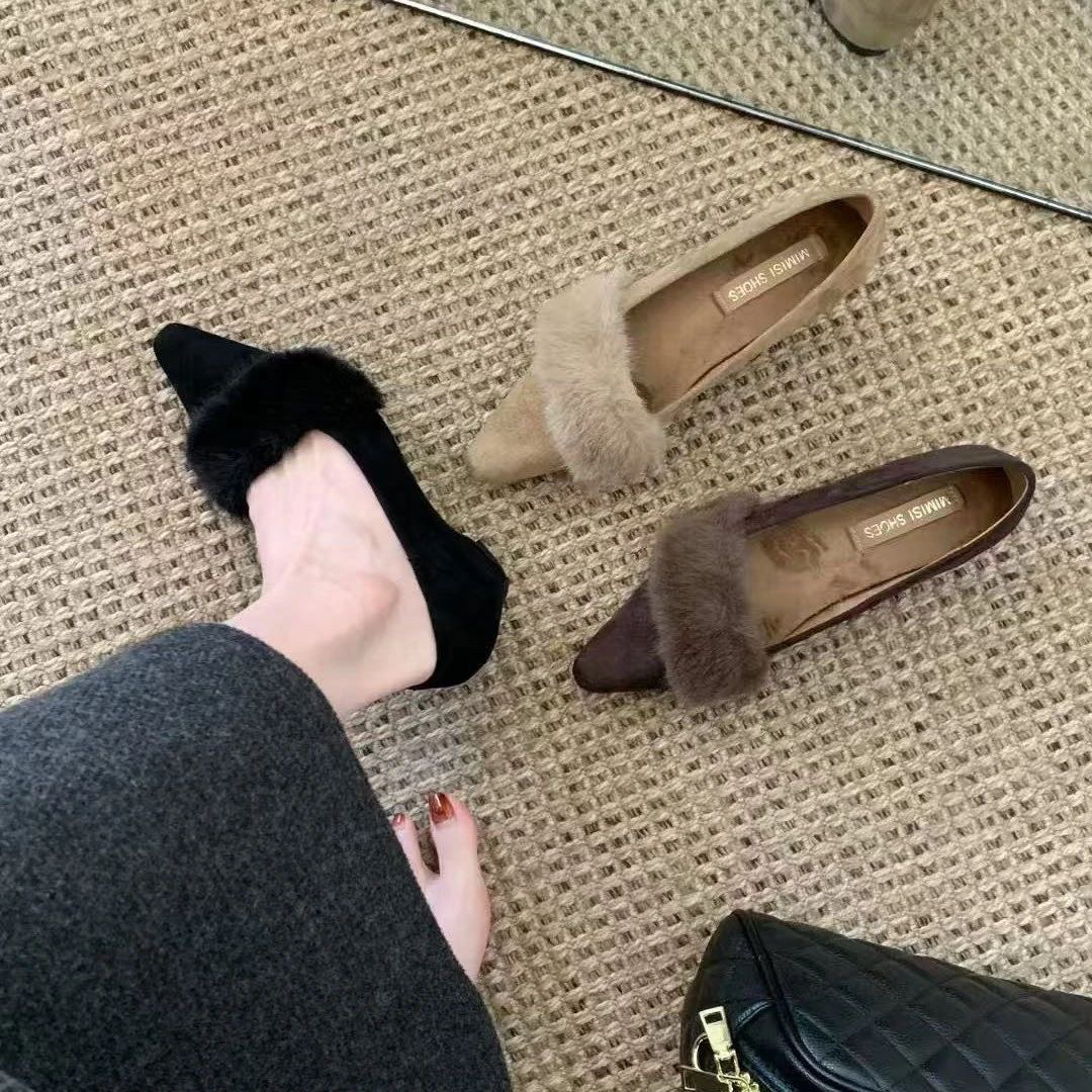 2025新款尖头毛毛加绒保暖气质小众套脚内增高坡跟通勤女棉单鞋