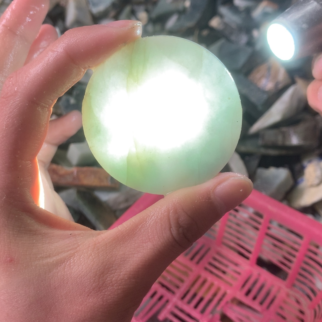 翡翠未镶嵌颈饰缅甸翡翠