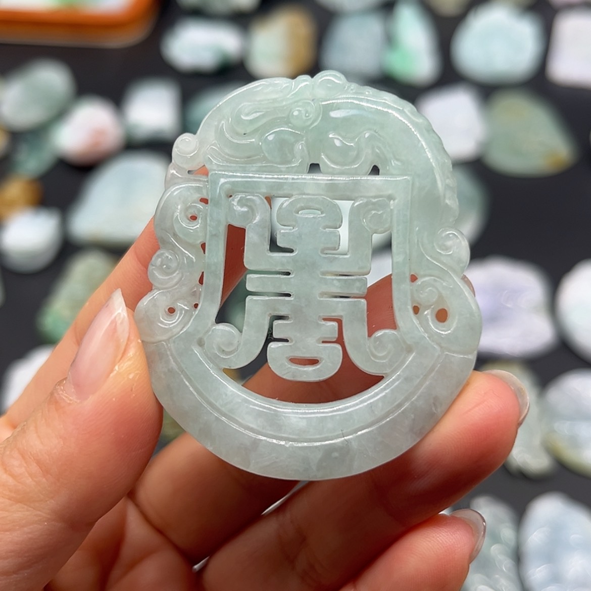 【闪购商品】翡翠颈饰未镶嵌仿古牌