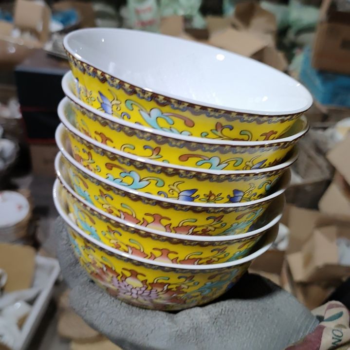 摆件盘子碗茶壶啥都有