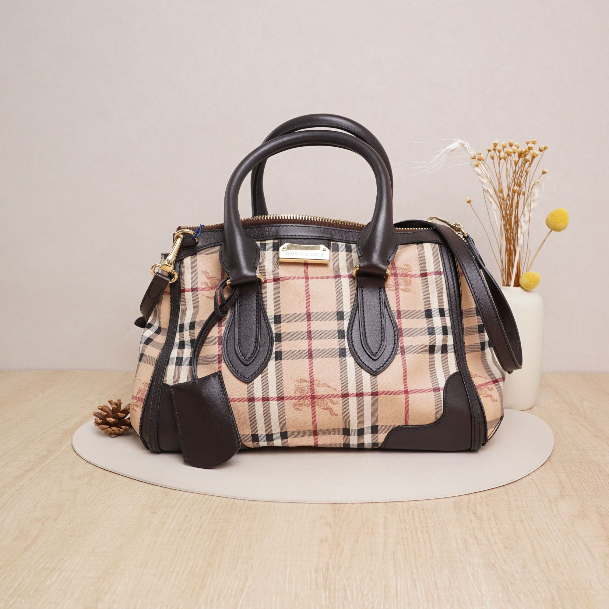 95新 BURBERRY/博柏利   博柏利战马格纹托特波士顿/ DS041935