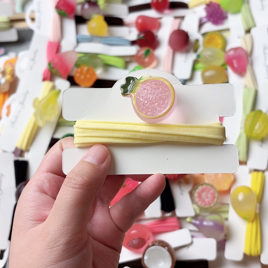 布艺非金属夜光石榴发饰