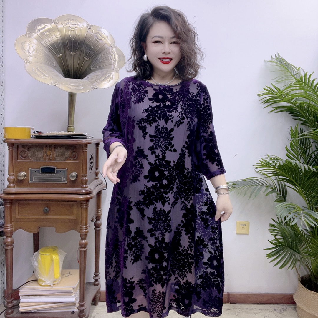 高端桑蚕丝连衣裙43A7098