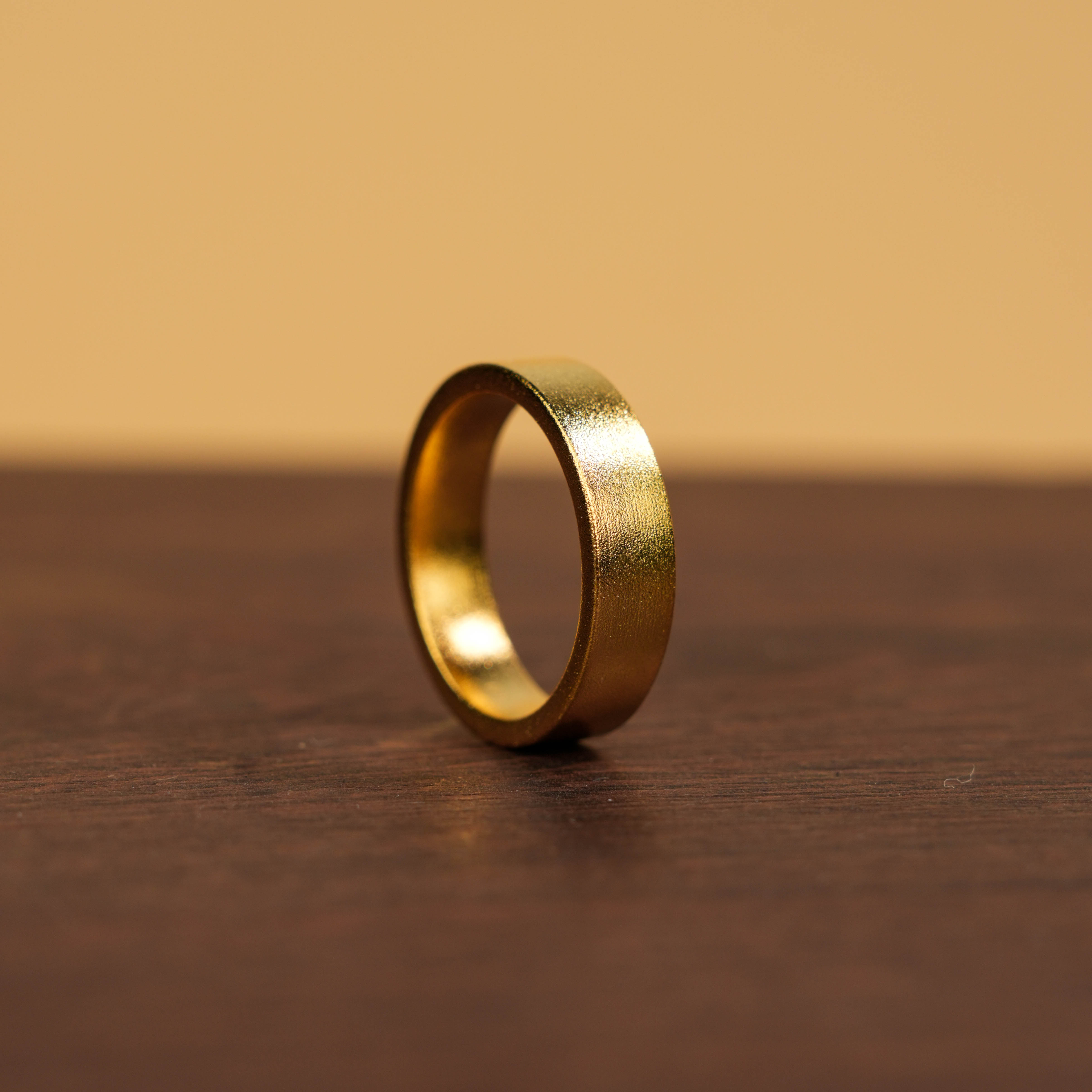 足银戒指  足银戒指   足银古法金方戒指简约时尚大气情侣款