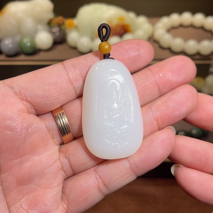 和田玉手串未镶嵌