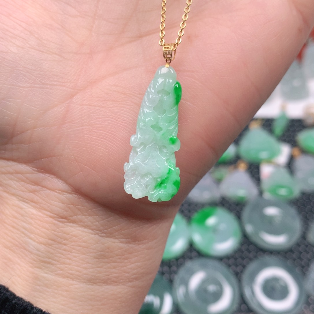 【闪购商品】翡翠吊坠(不含链)18K金镶嵌