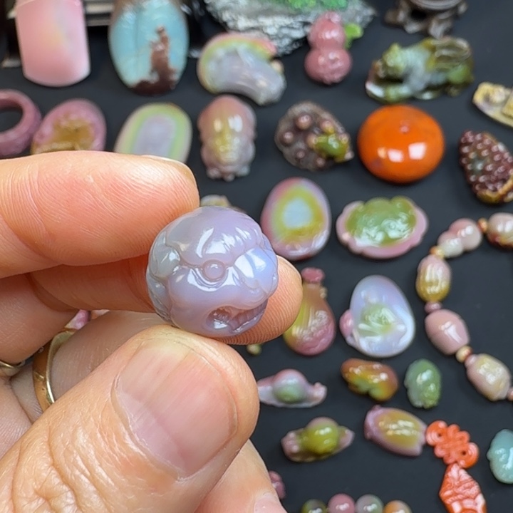 玛瑙/玉髓颈饰未镶嵌盐源原矿