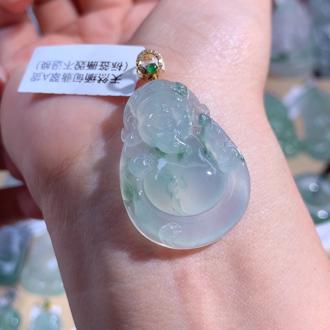 翡翠颈饰18K金镶嵌财财