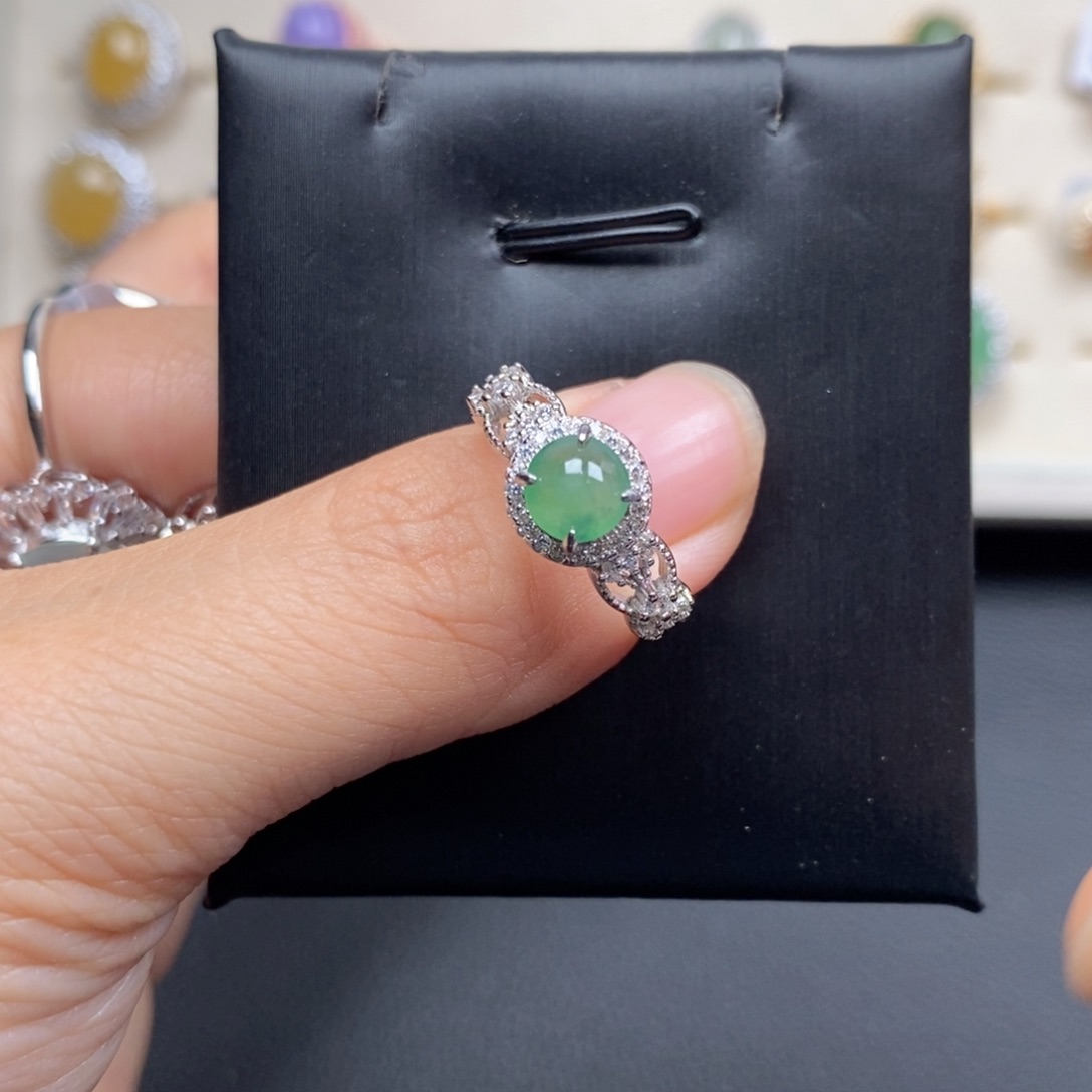 翡翠戒指银S925镶嵌戒指