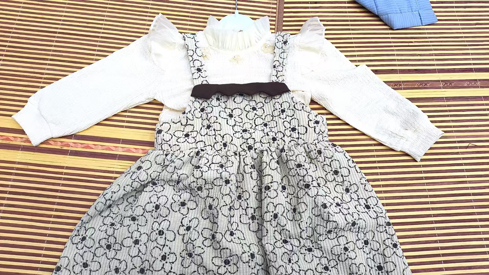 238长袖裙子套装（以直播衣服为准婴幼儿衣服