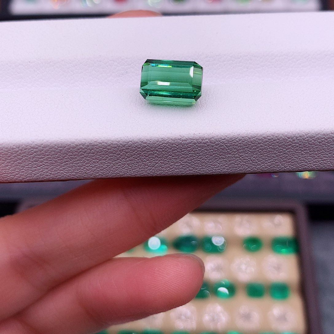 碧玺珠宝半成品未镶嵌