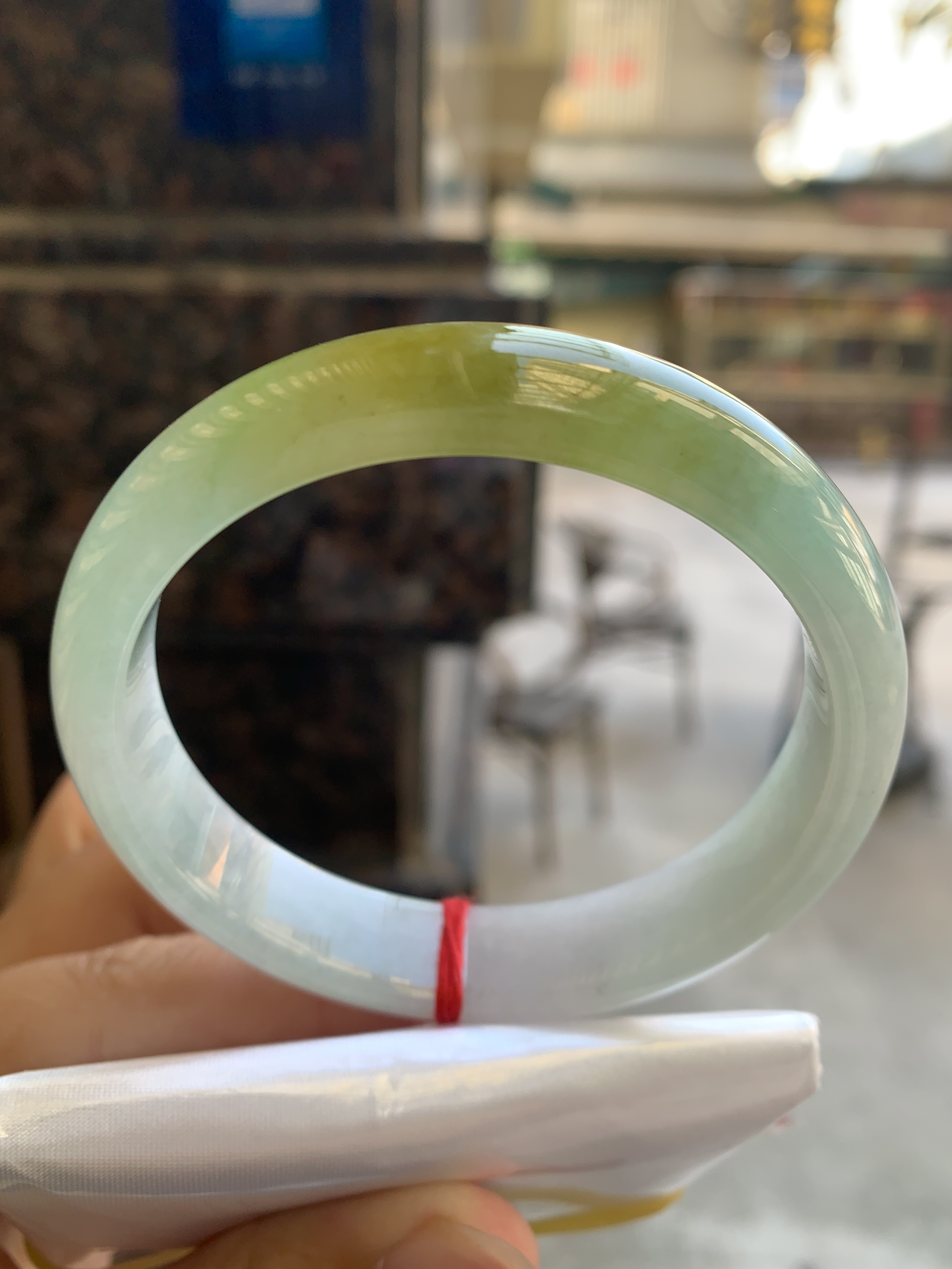 缅甸纯天然A货翡翠冰黄加绿正圈58圈口QZ