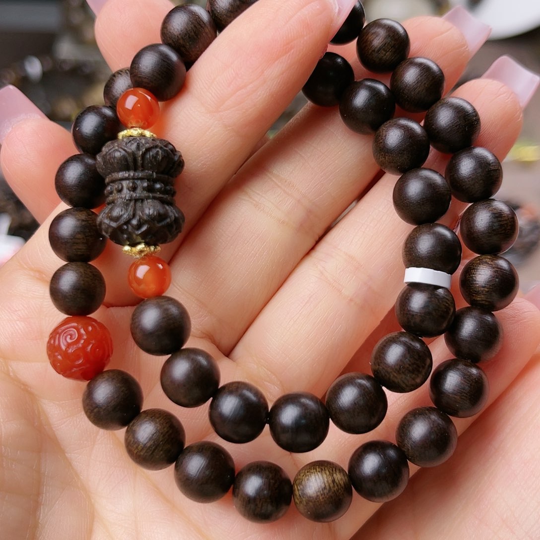 沉香手串紫棋玉化碳化老料0.8圆珠双圈款