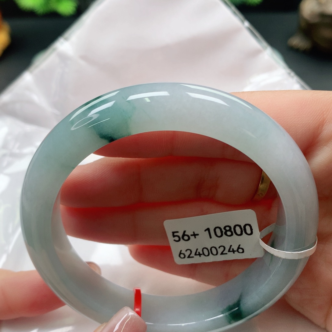 翡翠手镯未镶嵌56 57 高级感天蓝底飘花化胶