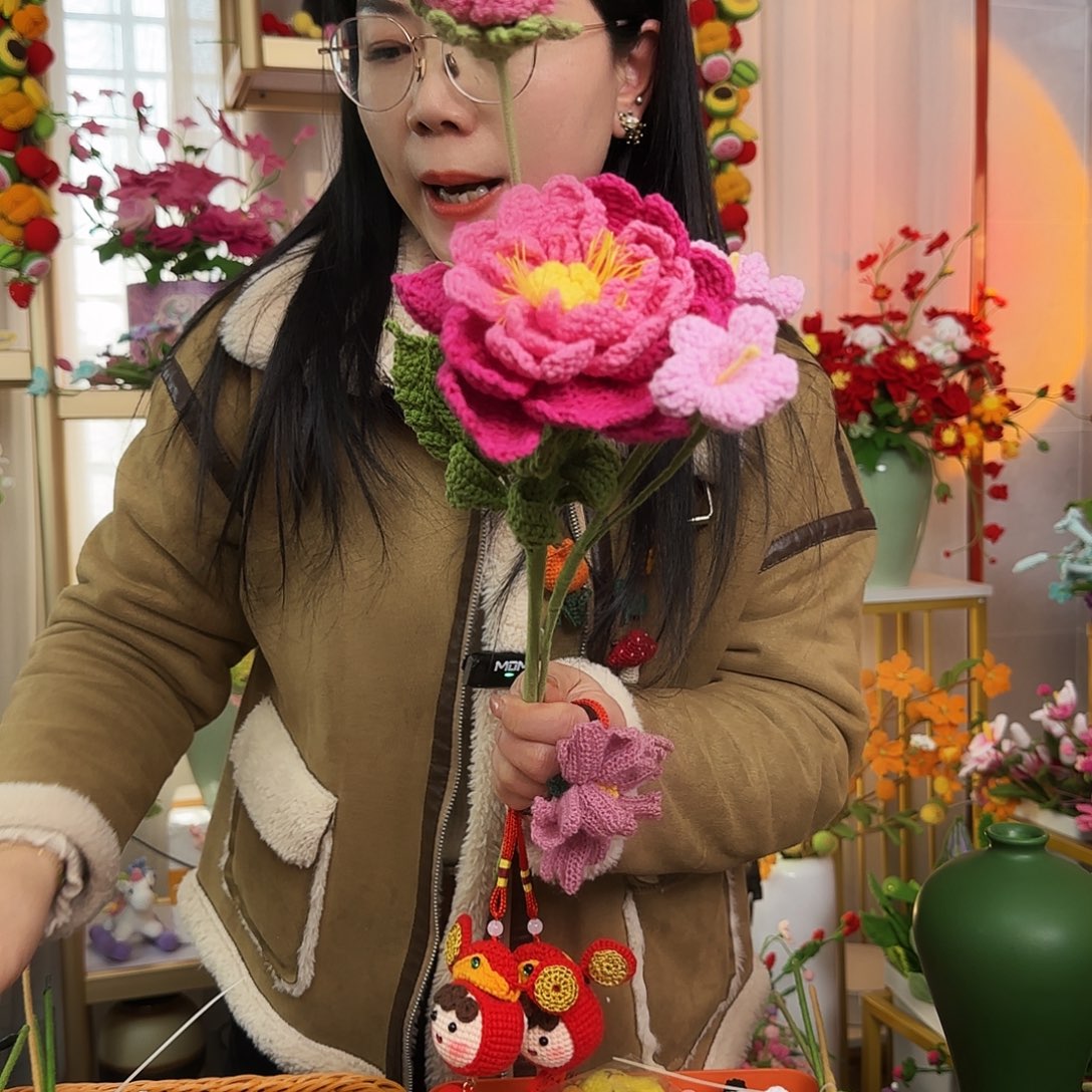 手工钩织设计花束