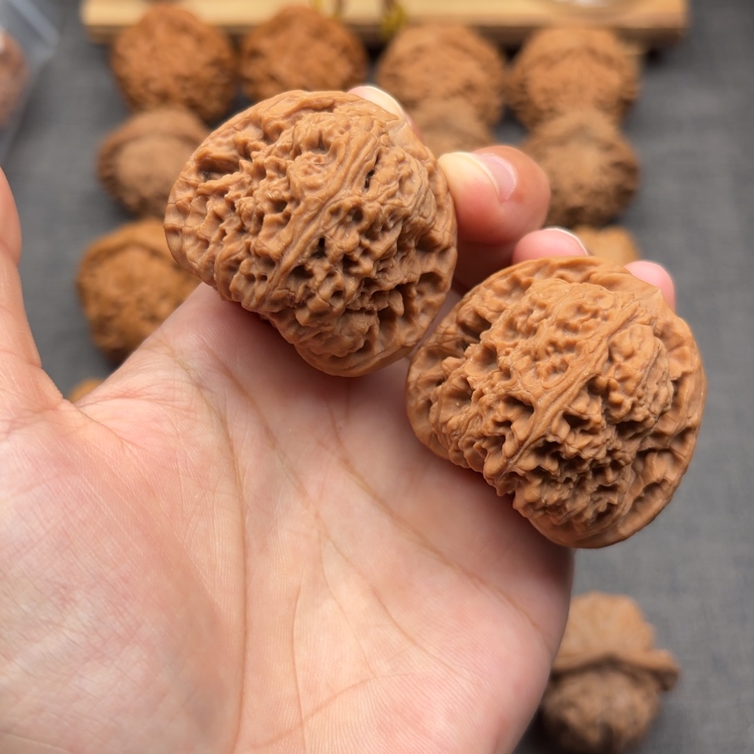 吊坠文玩核桃南疆43