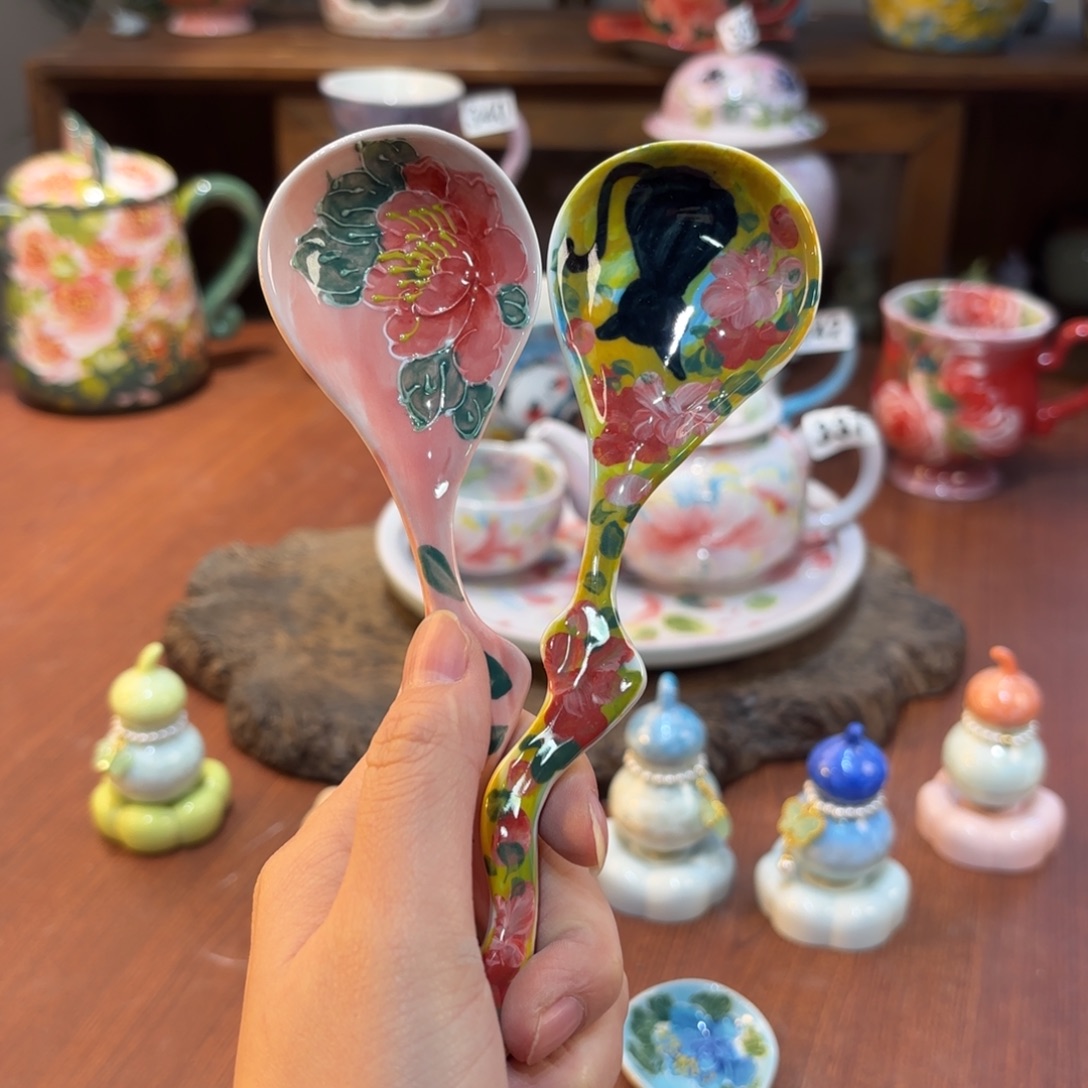 S***i摆件景德镇手绘高温釉下彩陶瓷茶具