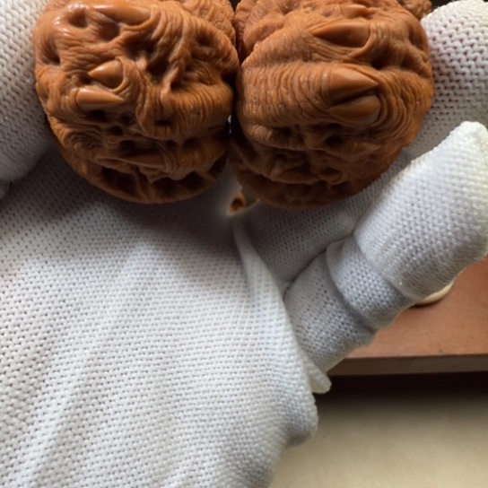 把件核桃海**涯41尺白狮子雕刻吞噬