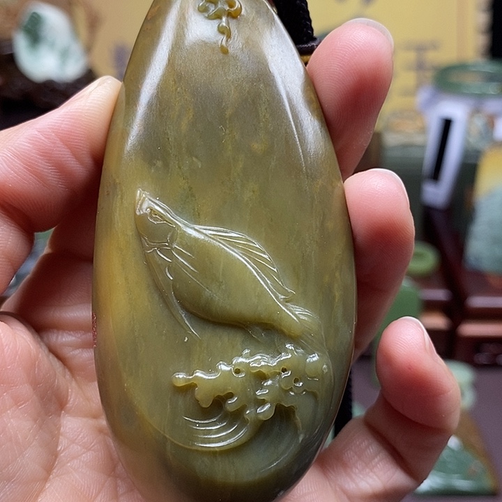 岫岩河磨玉（透闪石质玉）析木未镶嵌用****2